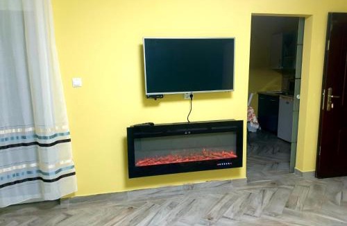 Morahalom Apartment | Kolibri - Yellow apartman