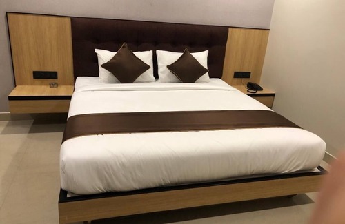 Sualkuchi Hotel | Komfort Stay