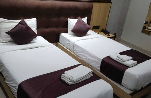 Sualkuchi Hotel | Komfort Stay