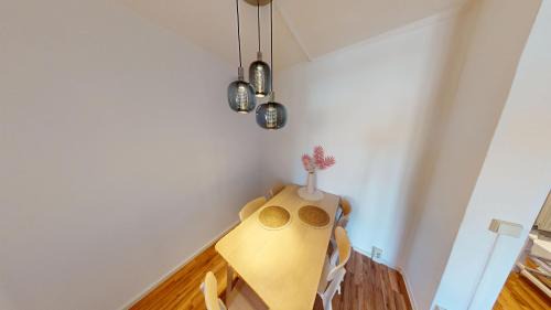 Helbersdorf Apartment | Komfortabel Wohnen für 5 Personen, WLAN