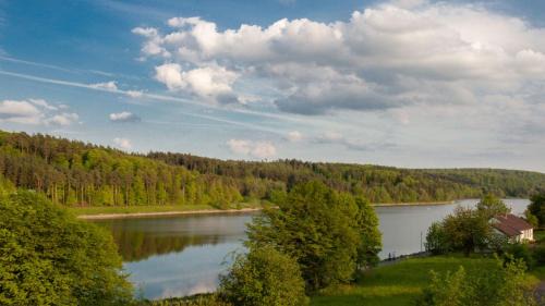 Bad Arolsen Apartment | Komfortable Ferienwohnung Mit Seeblick