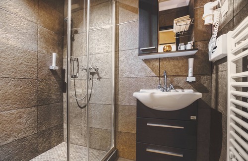 Gyula Hotel | Komló Hotel Gyula