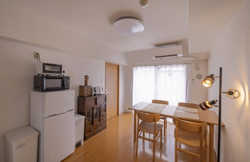 Ikebukuro Apartment | Komorebi - 8th floor relaxed Tokyo apartment