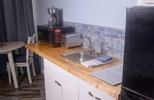 Venice Apartment | Kon Tiki Inn