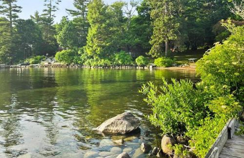 Moultonborough House | Kona Hobbit House Cozy Getaway Near the Lake