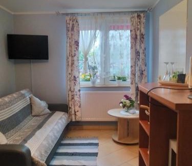 Tolkmicko Hotel | Konik Bar i Pokoje Gościnne