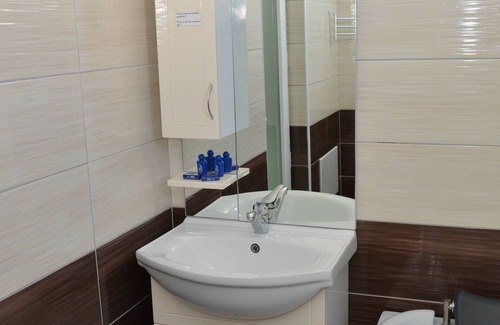 Laplje Selo Hotel | Konstantin Hotel