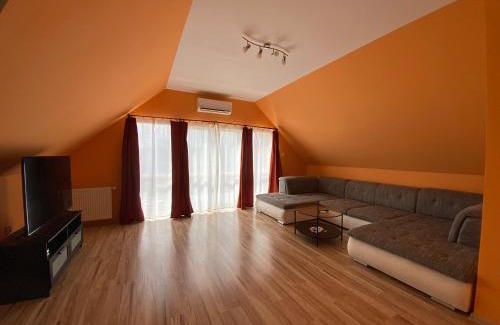 Balatonfuzfo Apartment | Korall Apartman