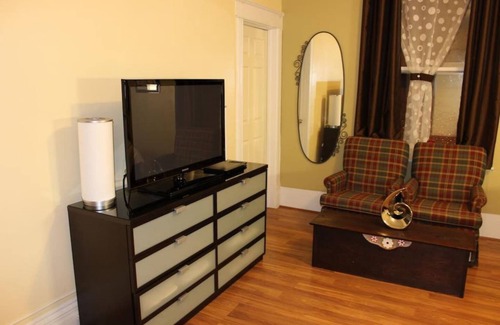 Decorah Apartment | Koreana Apartment Number 3