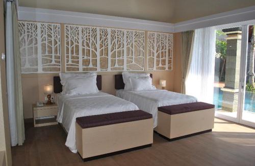 Gianyar House | Kori Maharani Villas - Lagoon Pool Access 6