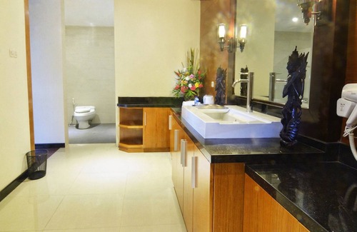 Gianyar House | Kori Maharani Villas - Transit Room With Pool Access Max 5 Hours Used Only