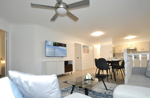 Korora House | Korora / Coffs Harbour Renovated House close to Korora Beach