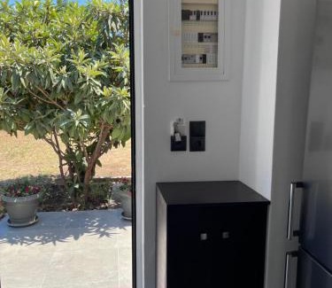 Tingaki House | Kosaris Cottage