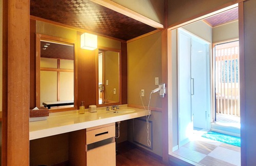 Karuizawa House | Kose Onsen Hotel
