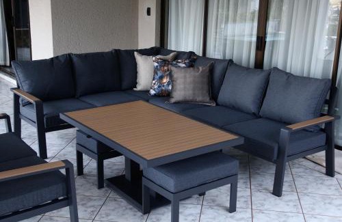 Kosmos House | Kosmos Lodge