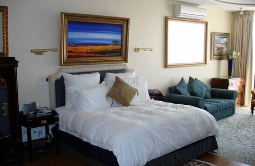 Kosmos Bed & Breakfast | Kosmos Manor