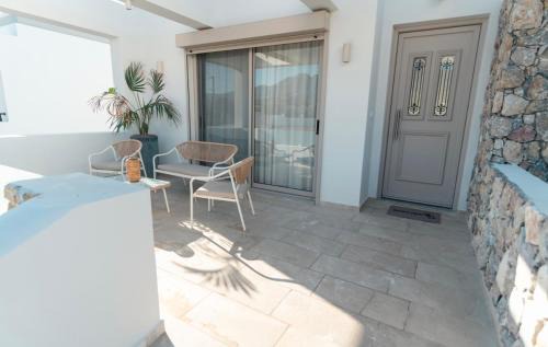 Tingaki Villa | Kosnian Villa