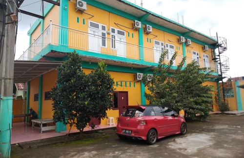 Medan House | KOST 748 AT