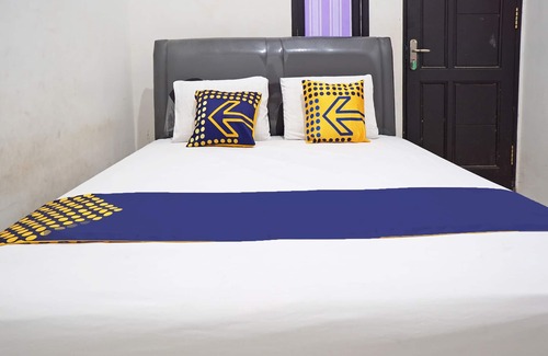 Blitar Hotel | Kost Putih Syariah