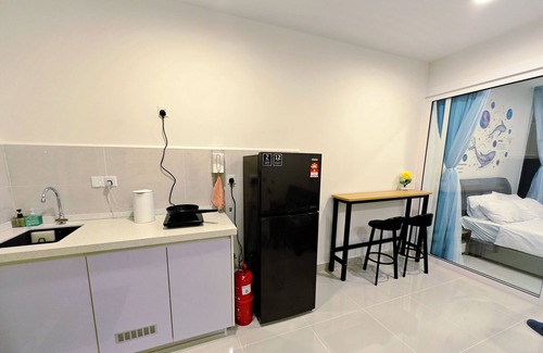 Downtown Kota Kinabalu Condo | Kota Kinabalu The Shore Center Of KK Cityview 3-4pax
