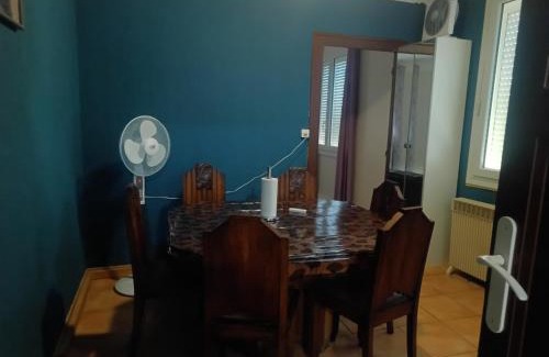 Issoire Apartment | Kothi