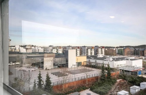 Espoo Centre Apartment | Kotimaailma - Iso ja valoisa kaksio, Espoon Keskustassa