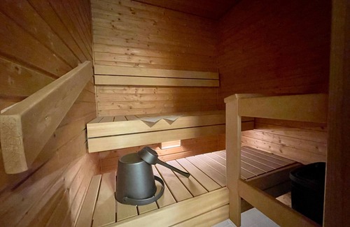 Lahti Apartment | Kotimaailma KotikaksioVesijk saunalla