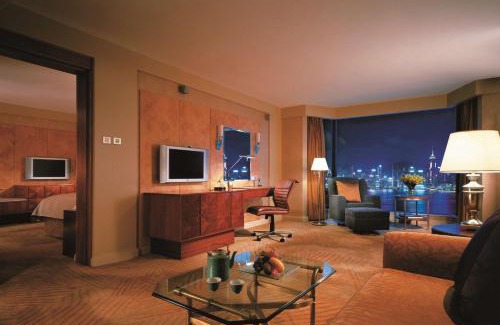 Tsim Sha Tsui Hotel | Kowloon Shangri-La, Hong Kong