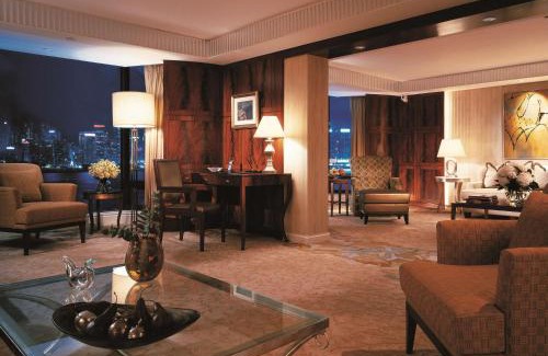 Tsim Sha Tsui Hotel | Kowloon Shangri-La, Hong Kong