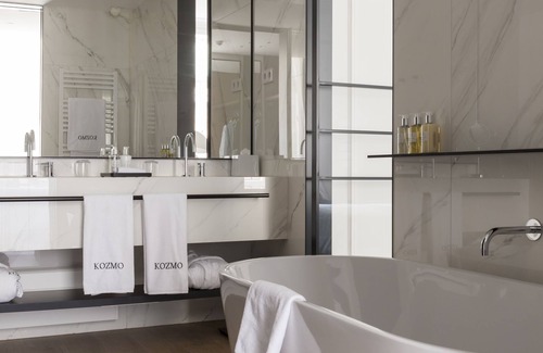 Csarnok negyed Hotel | Kozmo Hotel Suites & Spa - Small Luxury Hotels of the World