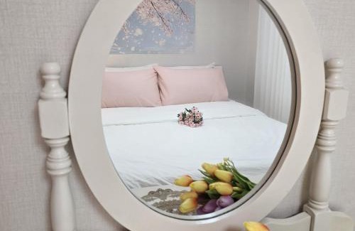 Hwanghak-tong House | Kozy Stay,신당역도보4분,동대문,ddp,명동,홍대,경복궁,서울타워,종로,강남,이태원,잠실,K-pop