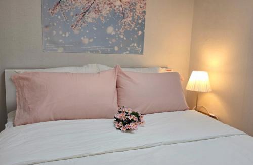 Hwanghak-tong House | Kozy Stay,신당역도보4분,동대문,ddp,명동,홍대,경복궁,서울타워,종로,강남,이태원,잠실,K-pop