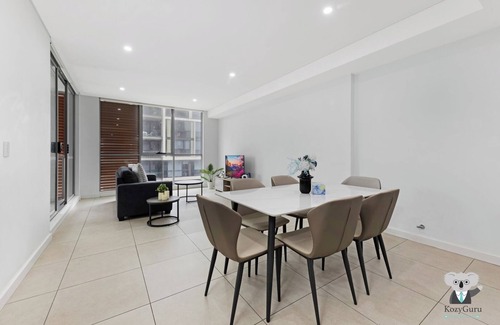 Mascot Apartment | KozyGuru | Mascot | 2-Bed close to train
