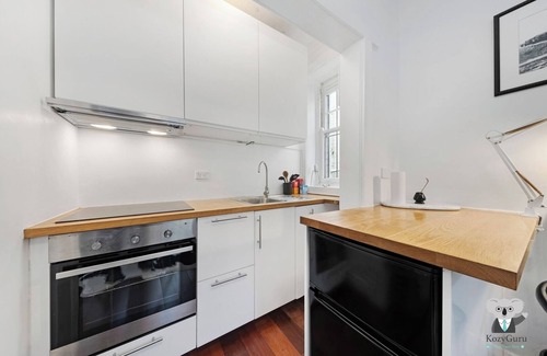 Kings Cross Apartment | KozyGuru | Rushcutters Bay | Elegant City Living
