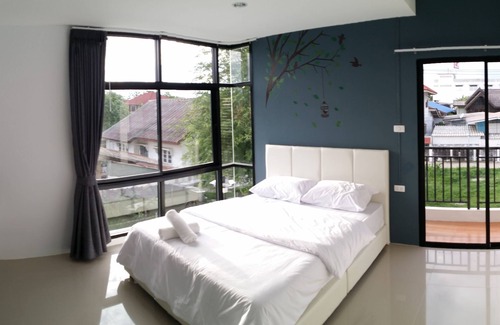Lop Buri Hotel | KP Place
