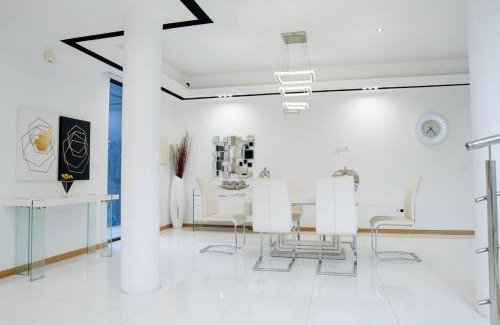 Praia Villa | Kretxeu Luxury Villa