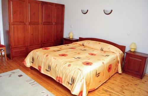 Devin House | Kris Guest House