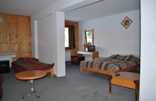 Stoykite House | Kris Guesthouse