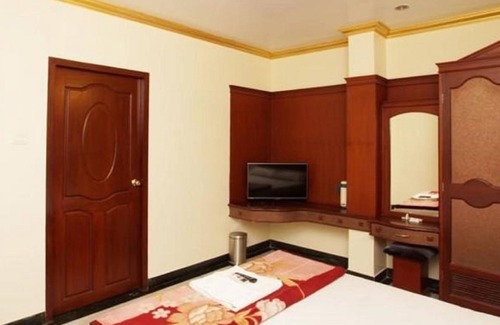 Egmore Hotel | Krishna Park