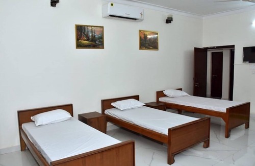 Gwalior House | Krishnam Guest House