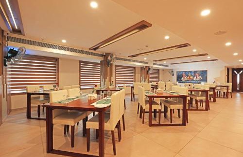 North Nada Hotel | Krishnavalsam Regency