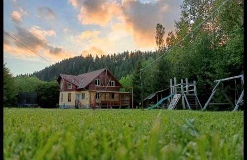 Gheorgheni House | Kristóf kulcsosház