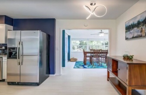 Crystal River House | Kristin's Cove - Charming 3BR cottage on 1 acre