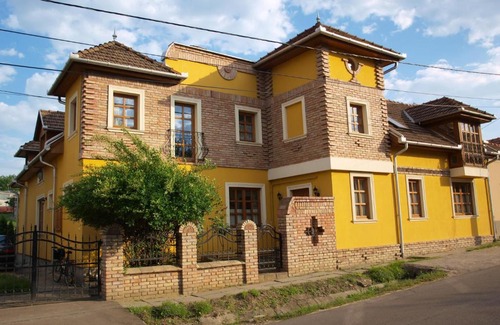 Eger House | Krisztina Vendégház