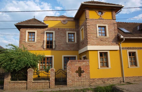 Eger House | Krisztina Vendégház