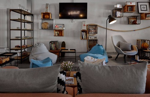 Tonndorf Hotel | KRÖGER by Underdog Hotels