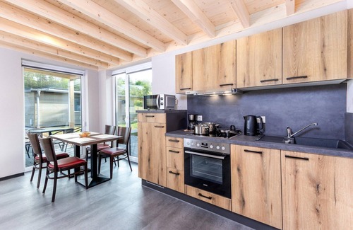 Hallschlag House | Kronenburger Comfort Bungalow