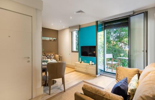 Barceloneta Apartment | Kronos on the beach Suite 2