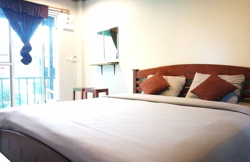 Sangkhla Buri Hotel | Kru Guesthouse