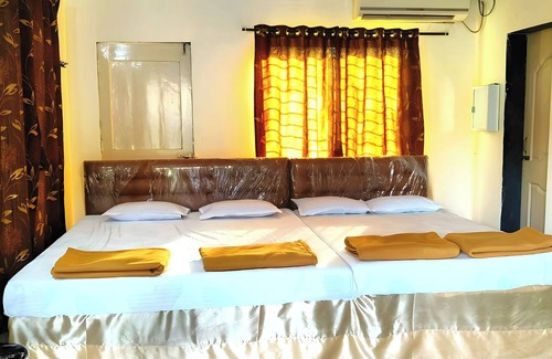 Alibaug Hotel | Krushnakunj Holiday Resort, Nagaon